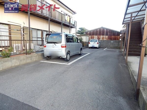 白塚駅 徒歩4分 1階の物件外観写真